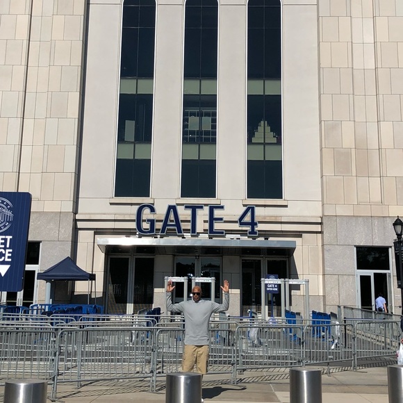 Meet your Posher, Gary - Picture 1 of 1